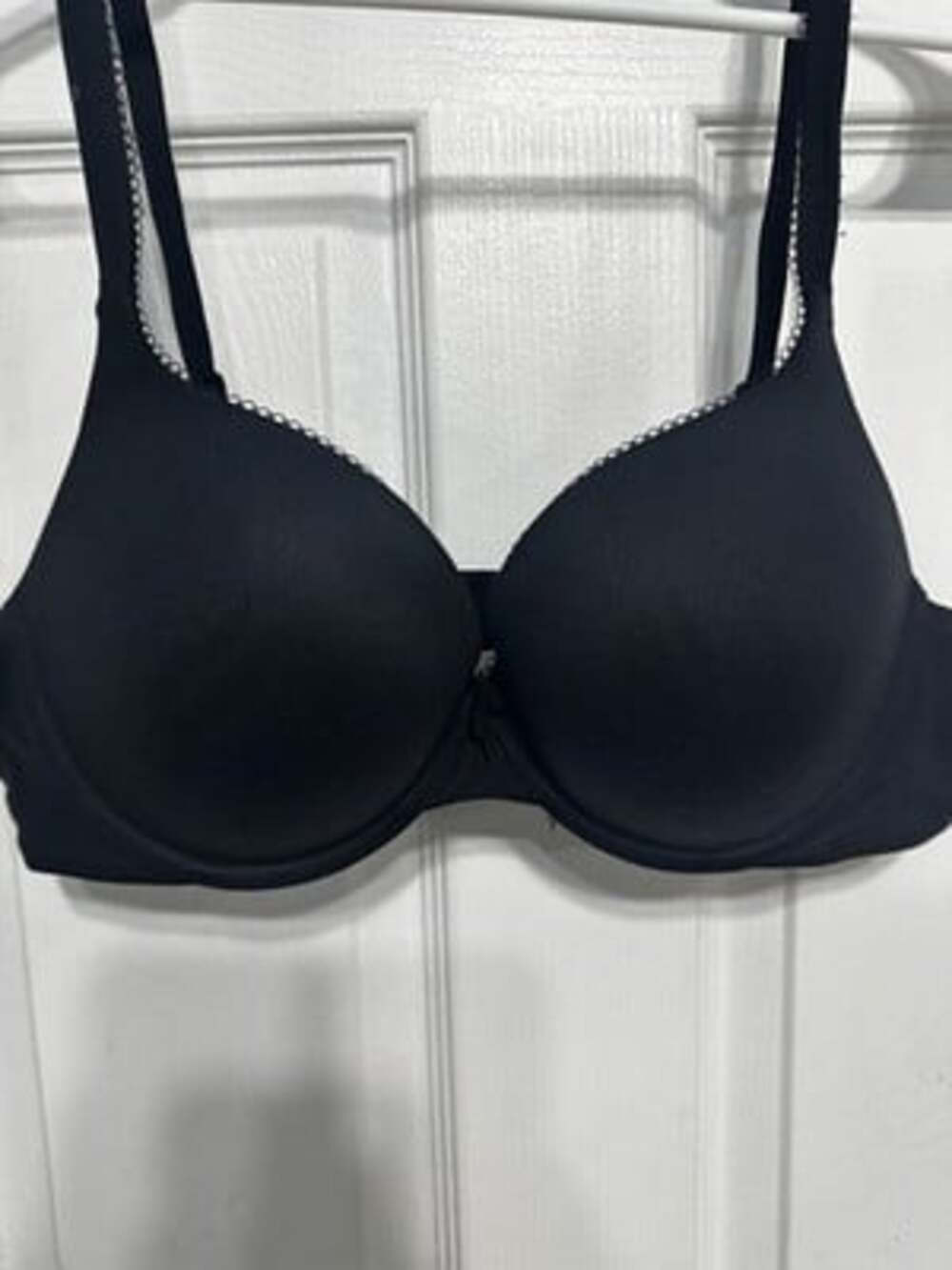 Victoria's Secret Perfect Shape Black T-Shirt Bra Underwire Padded 38B
